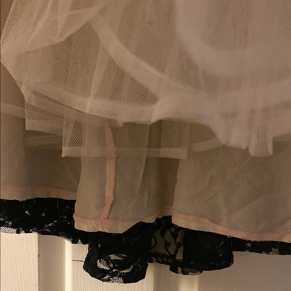 L.A Glo Strapless Lace Sundress - Picture 5 of 5